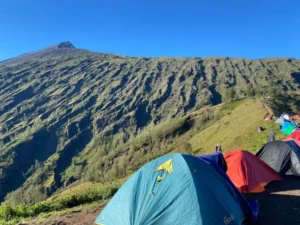 Rinjani 4D3N Slow Hike via Sembalun